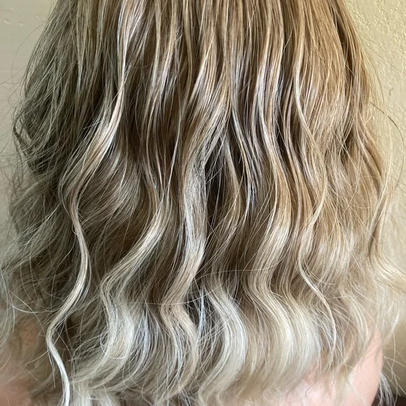 Stylish Ombre Brown and Blonde Wavy Wig - Picture 11 of 13